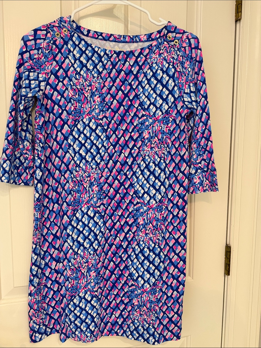 Like New Lilly Pulitzer Girls XL Pineapple Patterned Shift Dress